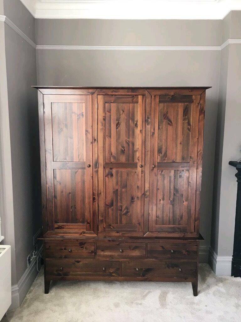 warren evans wardrobe